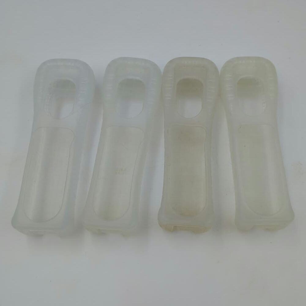 Lot of 4 Clear Rubber Silicone Remote Controller Cases for Nintendo Wii Wii U